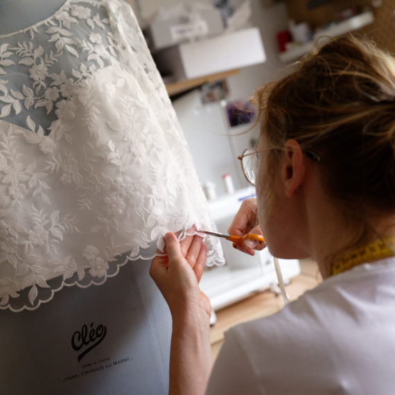 Atelier de création et confection haut de gamme de robes de mariées
